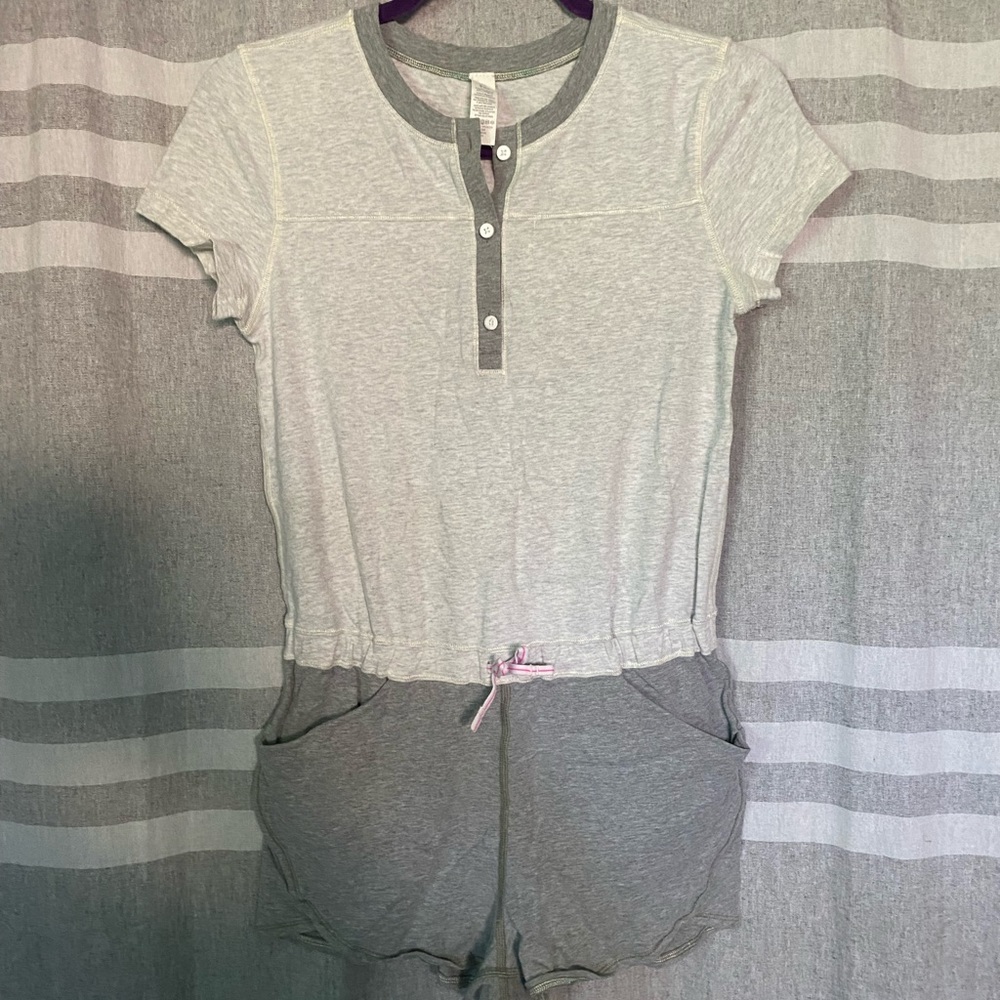 Ivivva girls romper